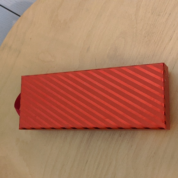 Necklace/earrings set - Picture 4 of 5